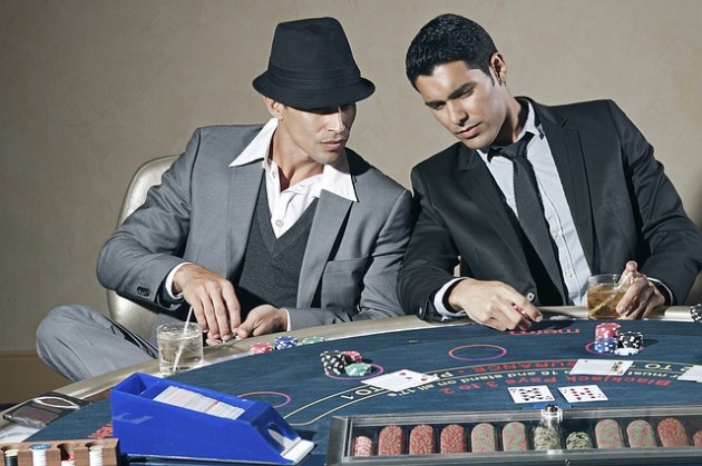 online social casino odds